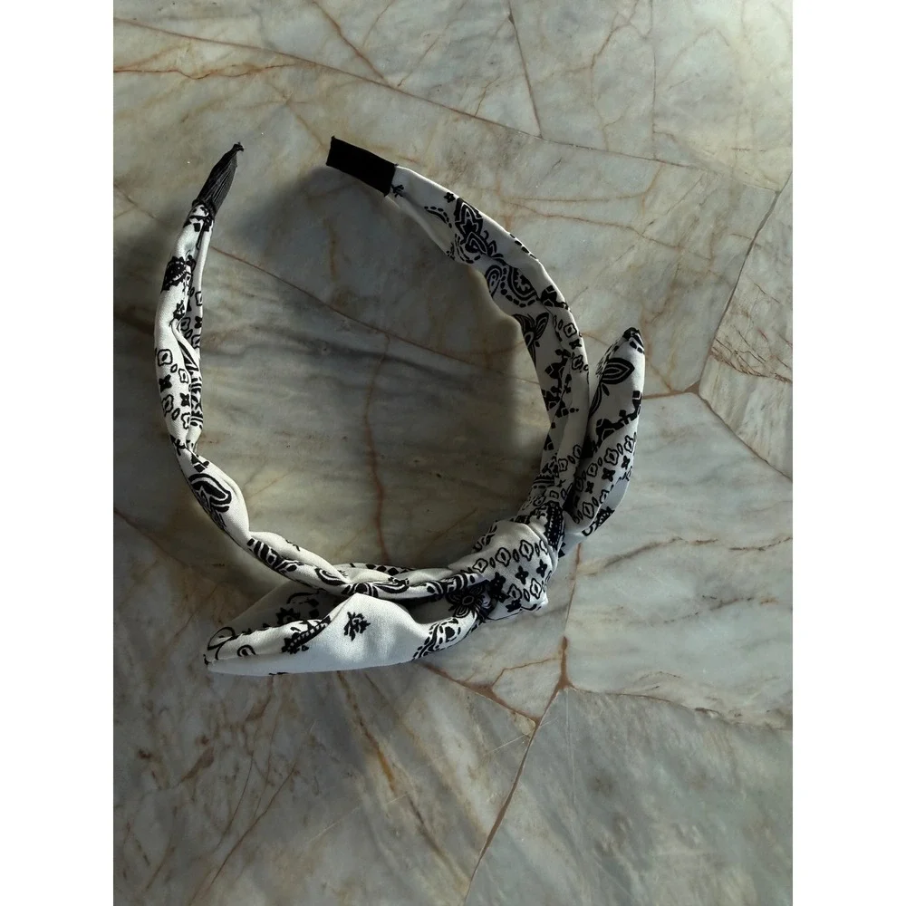 Black White Paisley Bandana Knotted Headband Retro Rockabilly Hair Accessory